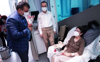 KANSER TEDAVİSİ GÖREN HASTALAR ZİYARET EDİLDİ